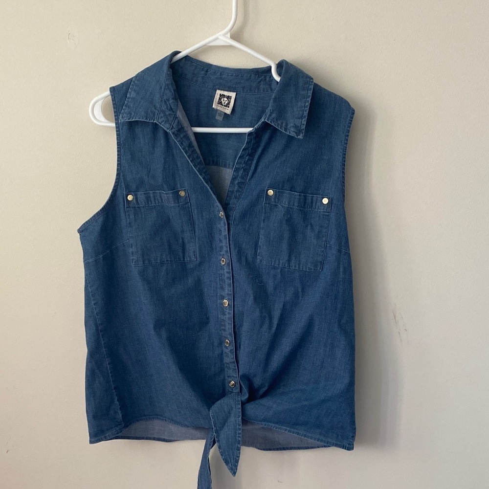 Anne Klein Denim Blue Sleeveless Button-Down Shirt